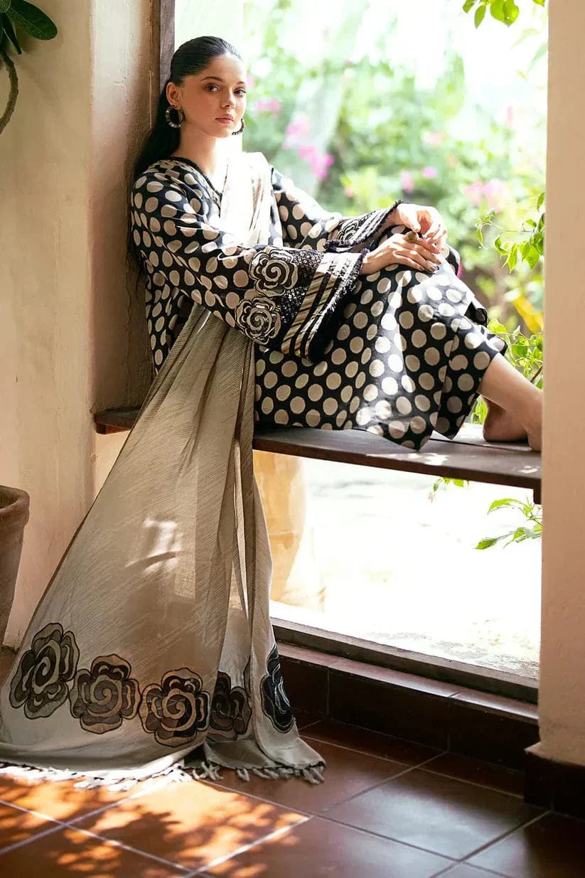 Sapphire D-802 Circle Khaddar Printed 3pc