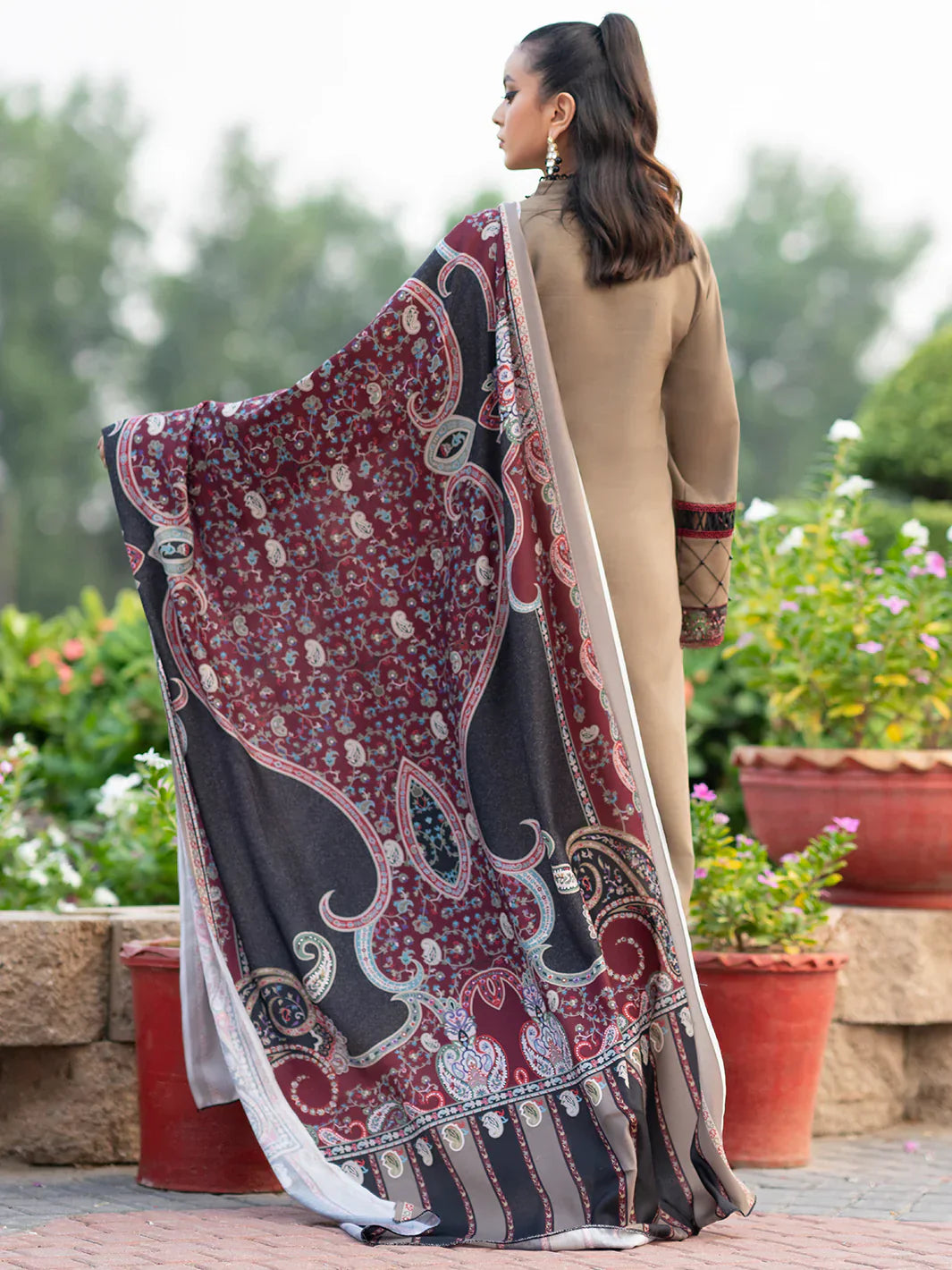 3 Piece - Embroidered Dhanak Suit (BIN ILYAS) | BI - 05