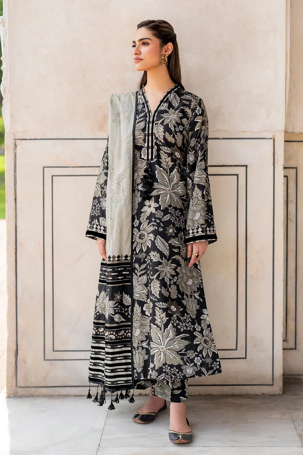 3 Piece - Printed Lawn Suit with Dupatta | D - 786