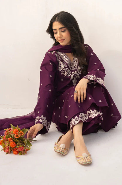 Summer 3PC Lawn Embroidered Suit - LC278