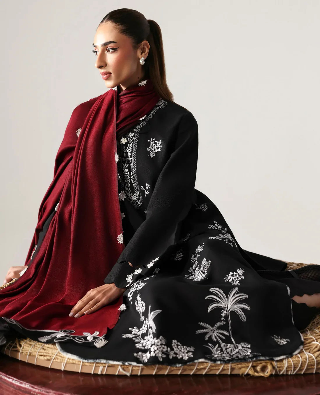 Elise D-259 Embroidered Lawn 3pc