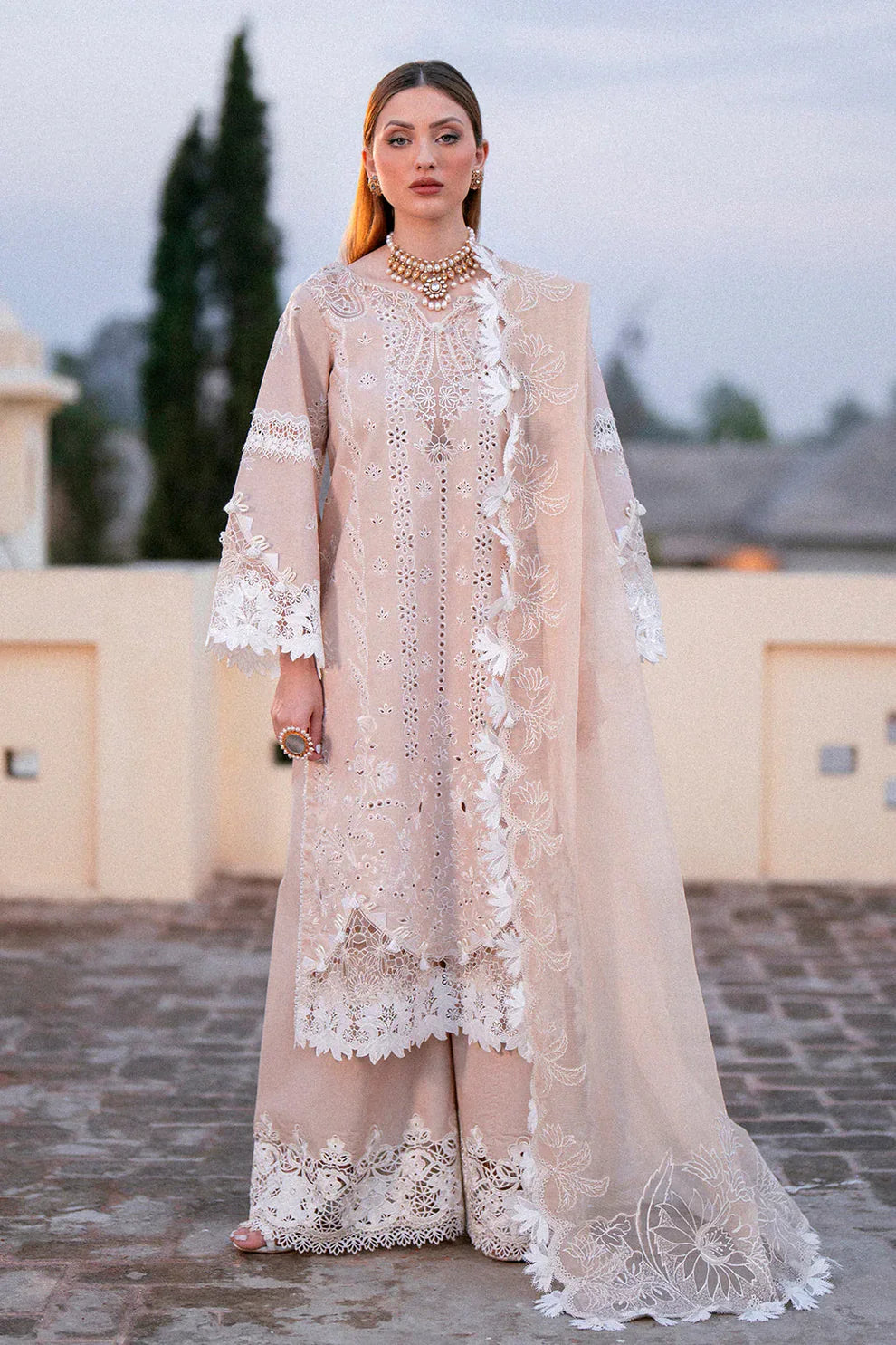 Zarpash Chikenkari Embroidered Dhanak Three Piece Zarpash-02