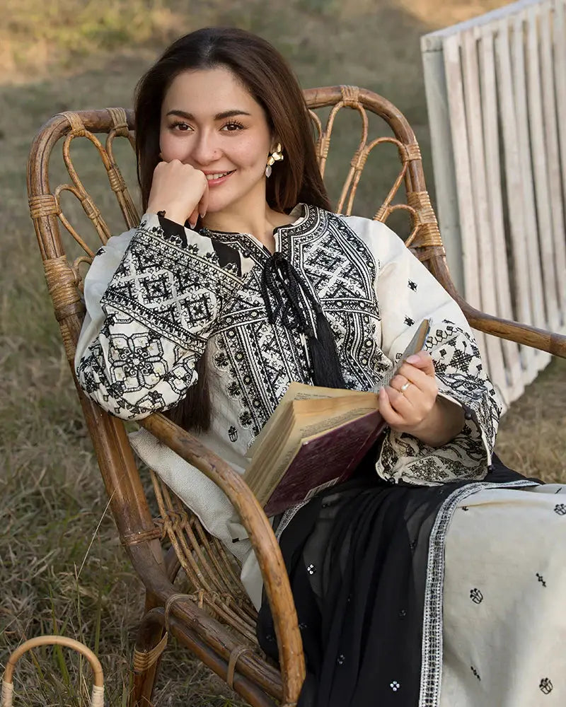 ALLY'S Lawn Embroidered Three Piece AL-200