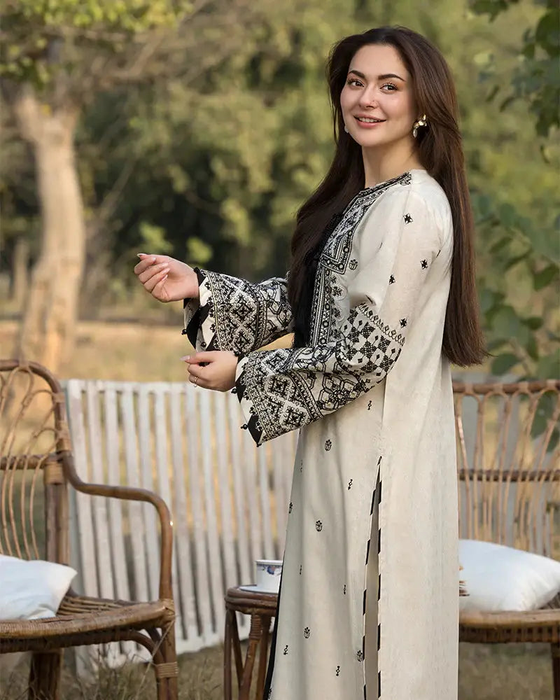 ALLY'S Lawn Embroidered Three Piece AL-200