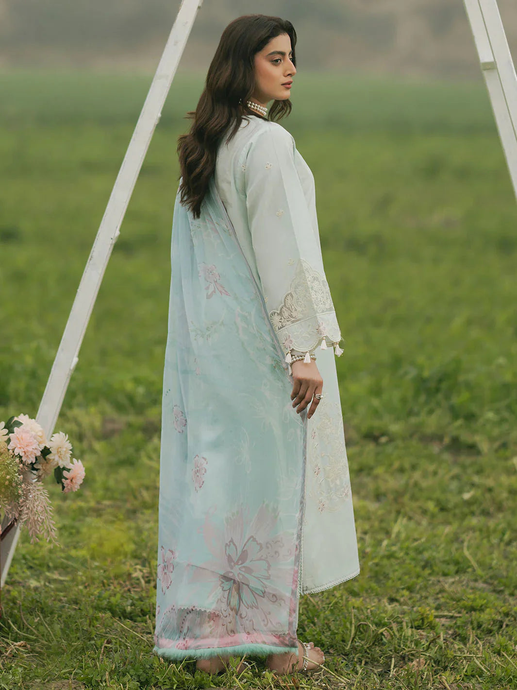 3 Piece - Iznik Embroidered Lawn Suit (Summer Collection) | D-329