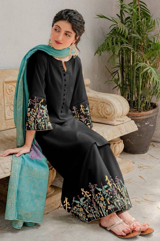 3 Piece - Black Lawn Embroidered Suit | FCC - 882